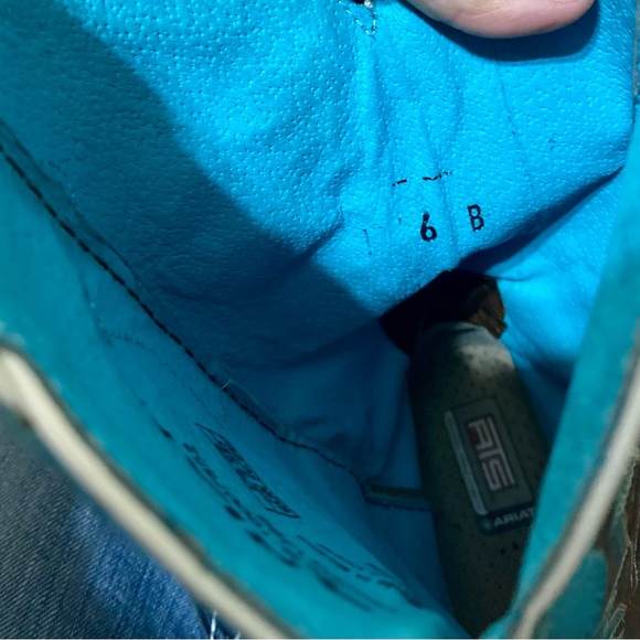 Ariat Caballera Western Boot with Turquoise accents - Picture 16 of 16